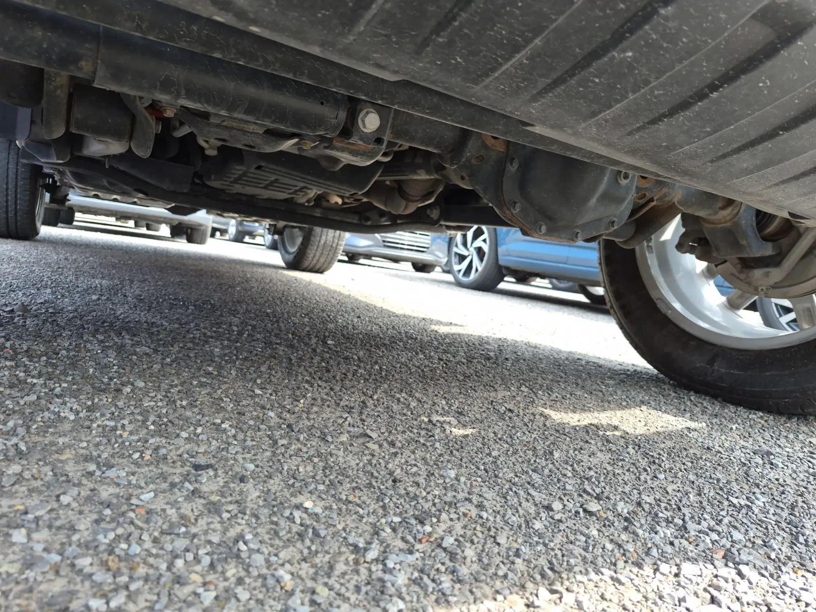 Undercarriage - Front Photo