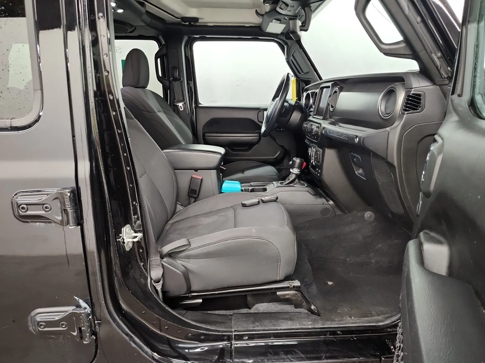 Right Side Interior Photo
