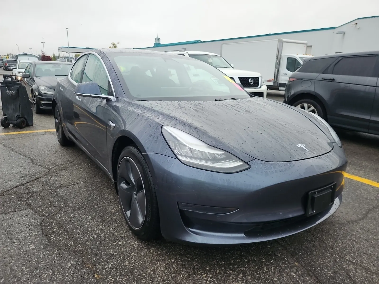 Passenger Front 3/4 Photo