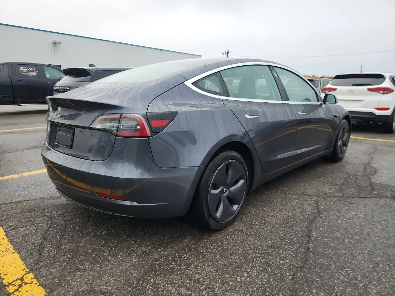 Passenger Rear 3/4 Photo