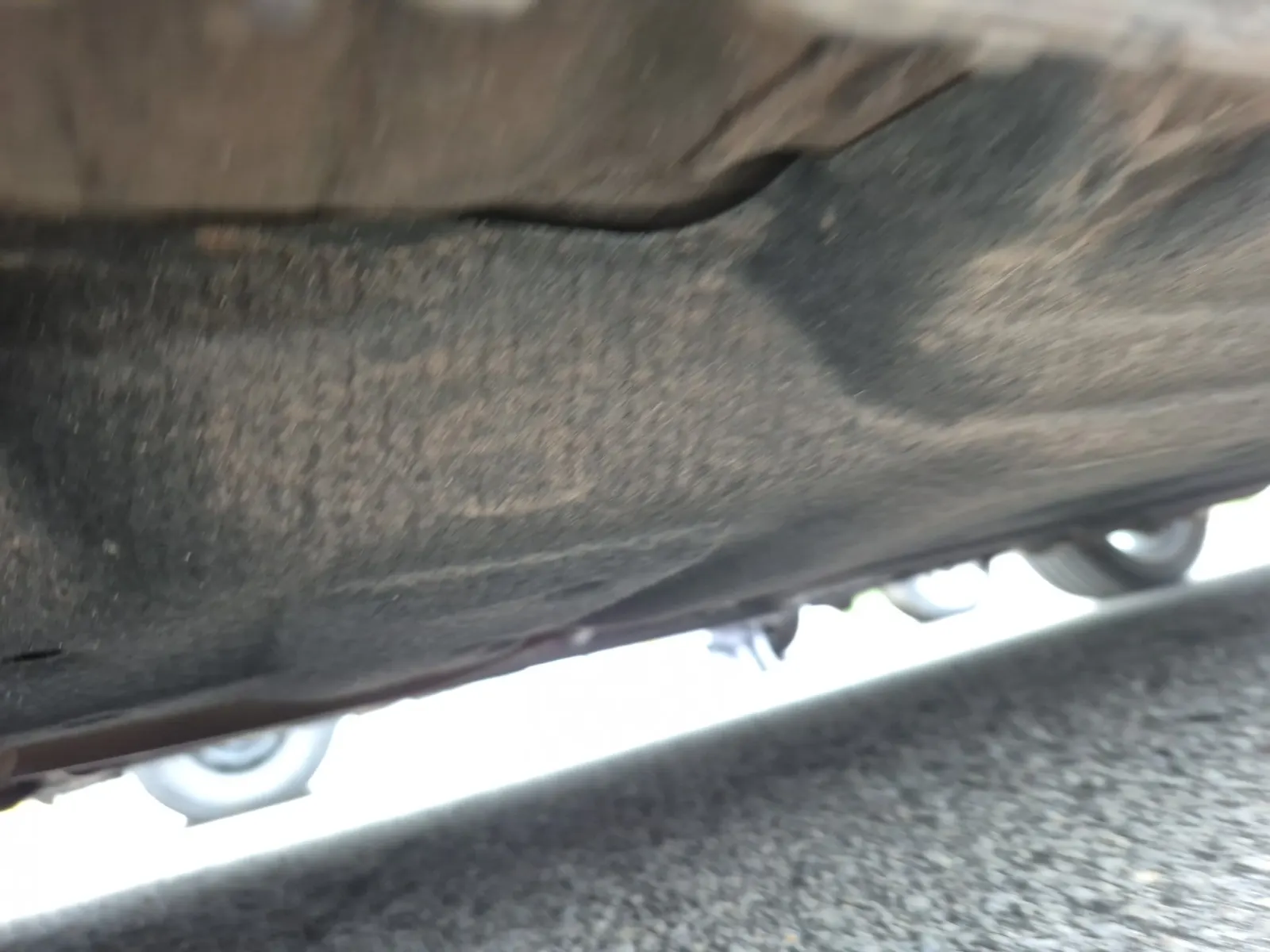 Undercarriage - Driver Photo