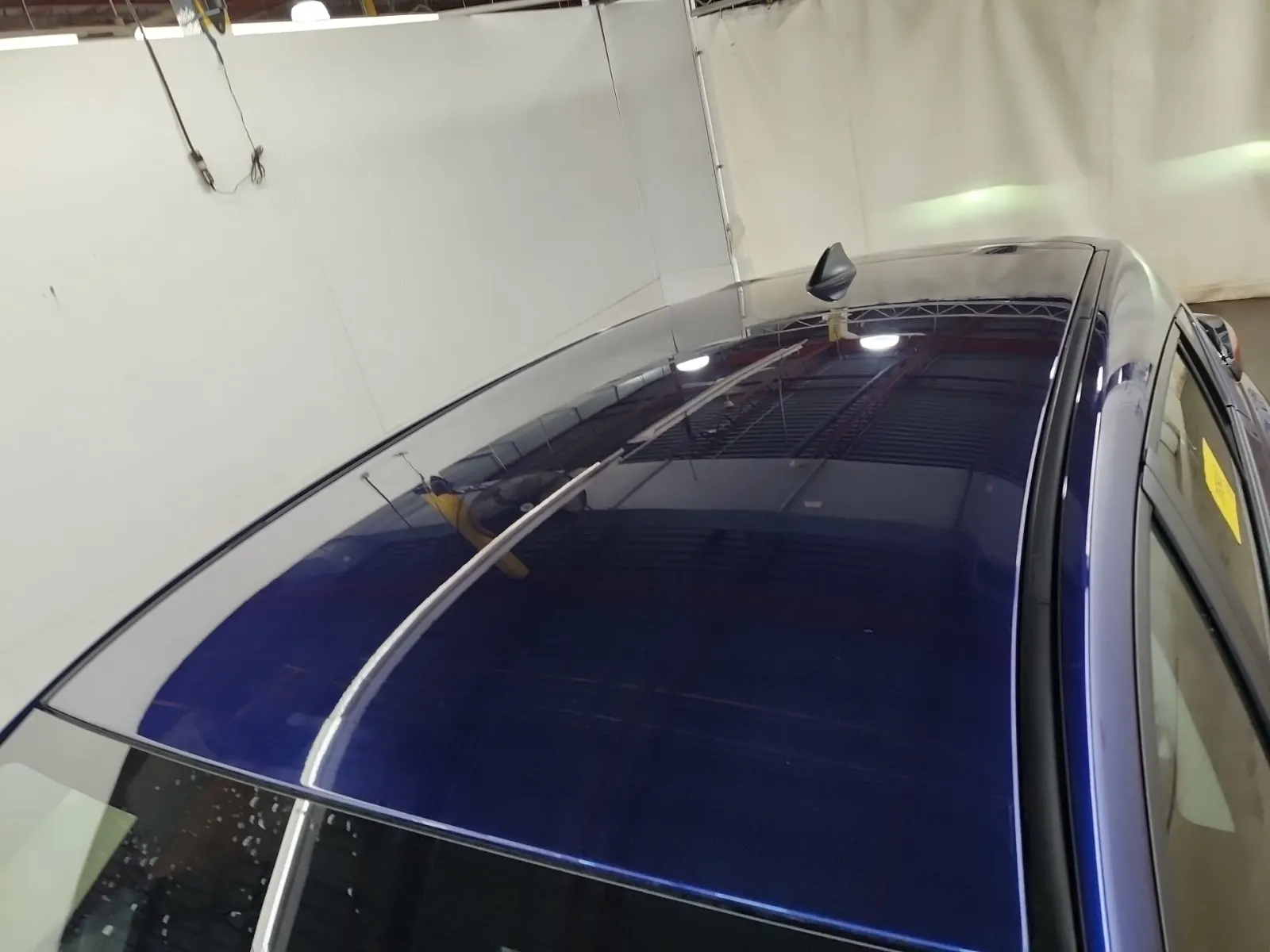 Exterior Roof Photo