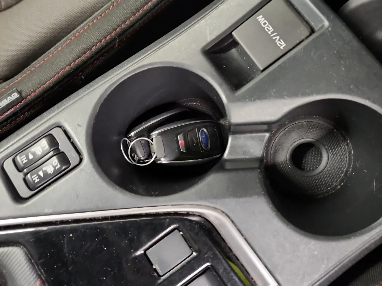 Keys/Fobs/Manual Photo