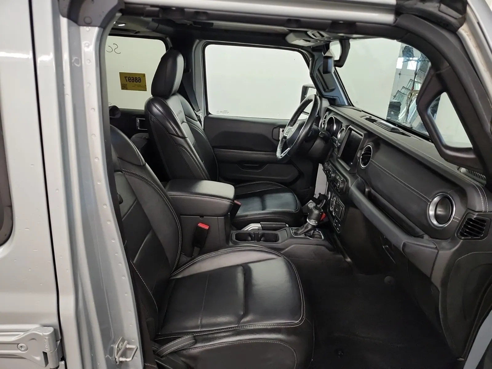 Right Side Interior Photo