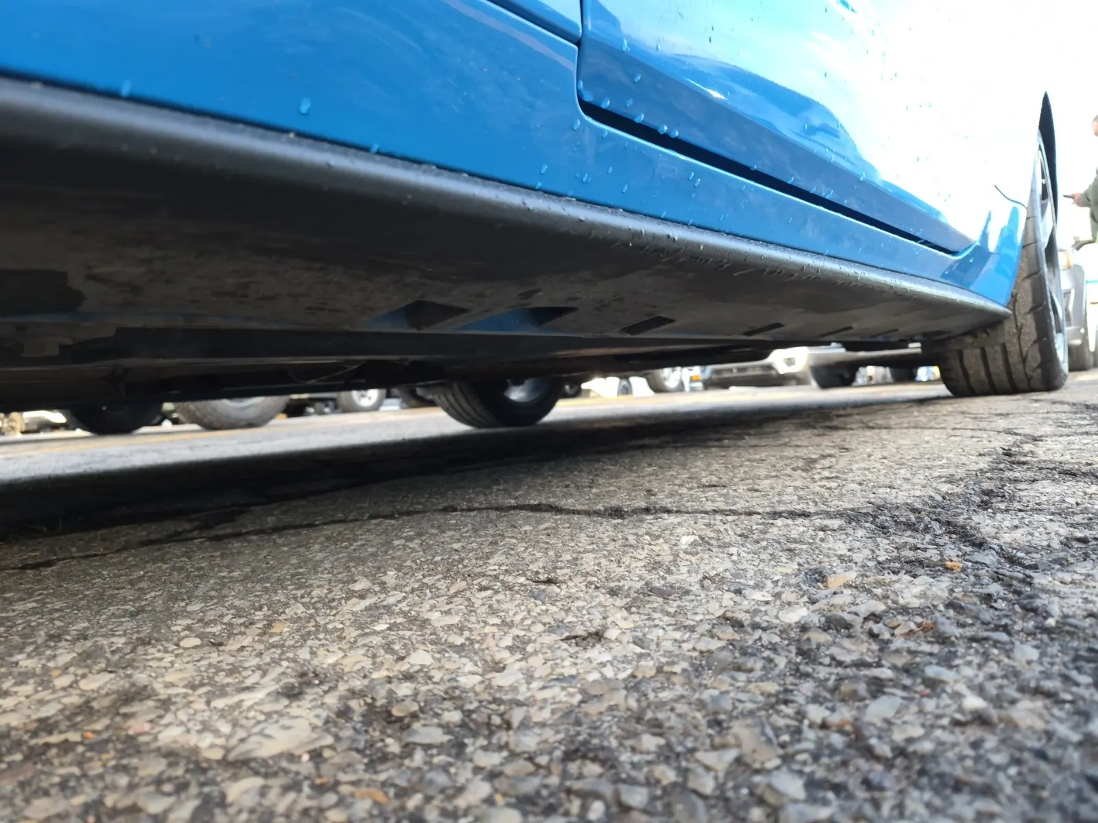 Undercarriage - Driver Photo