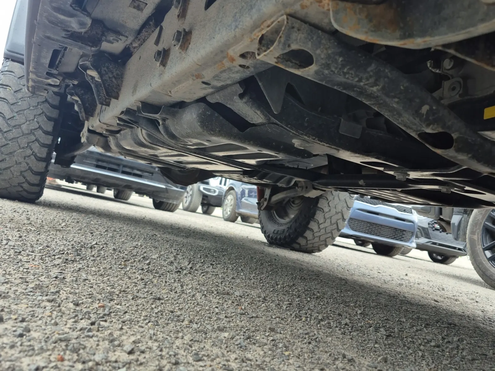 Undercarriage - Passenger Photo