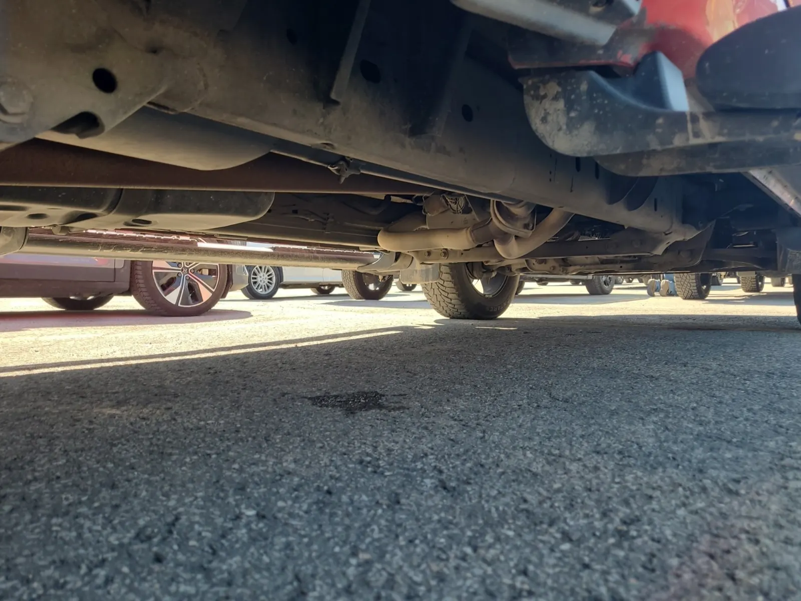 Undercarriage - Passenger Photo