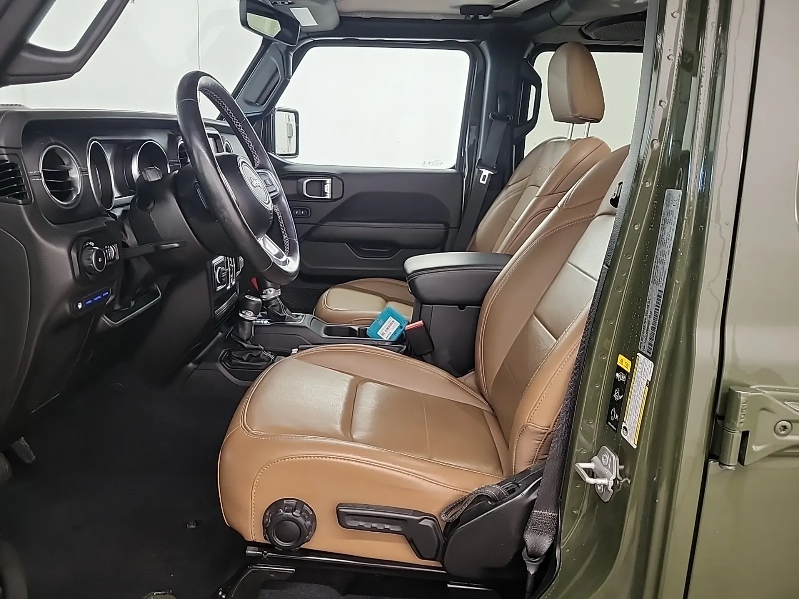 Front Interior Photo
