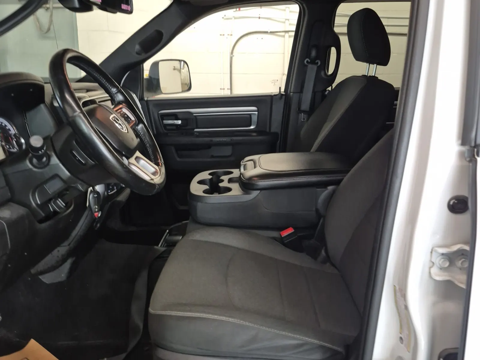 Front Interior Photo