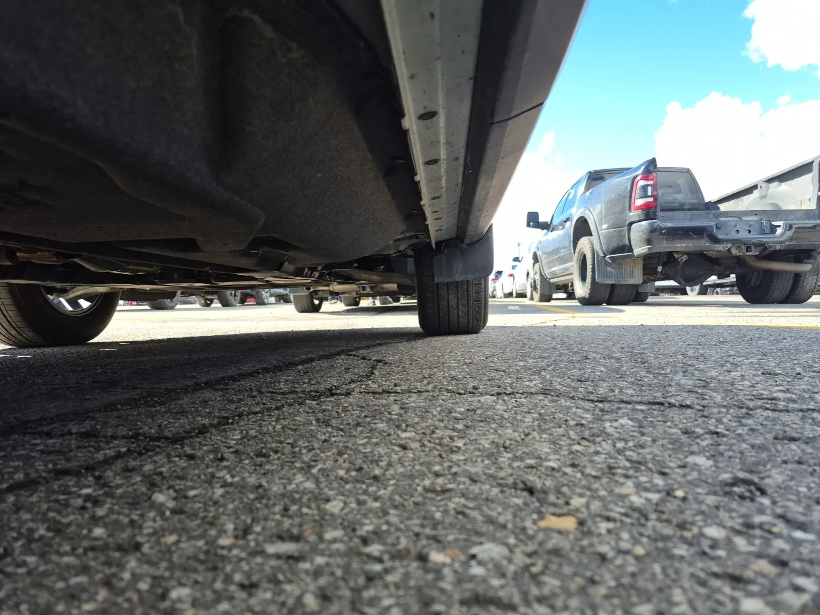 Undercarriage - Passenger Photo
