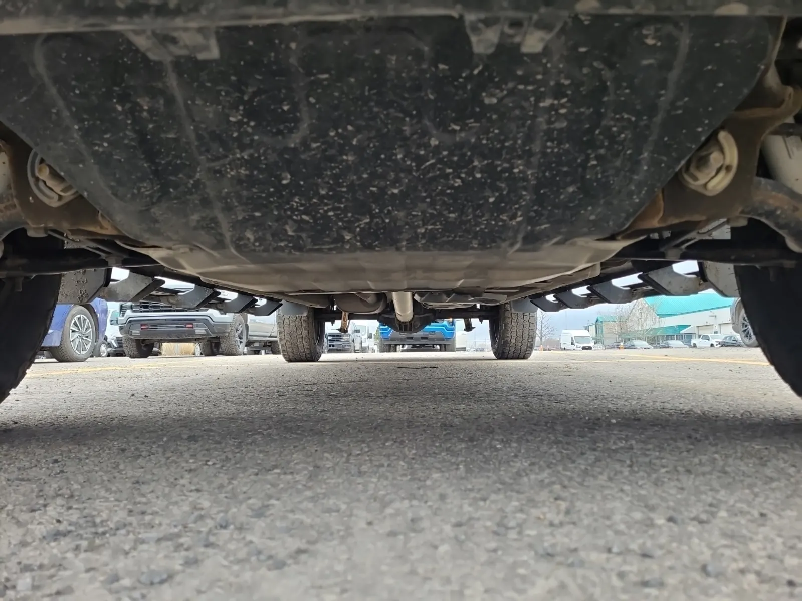 Undercarriage - Front Photo