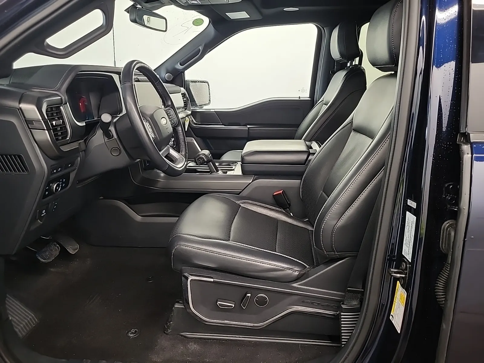 Front Interior Photo