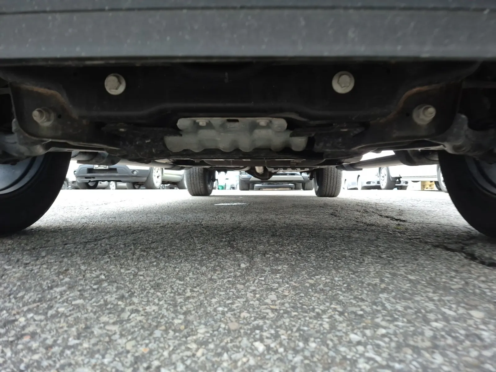 Undercarriage - Front Photo