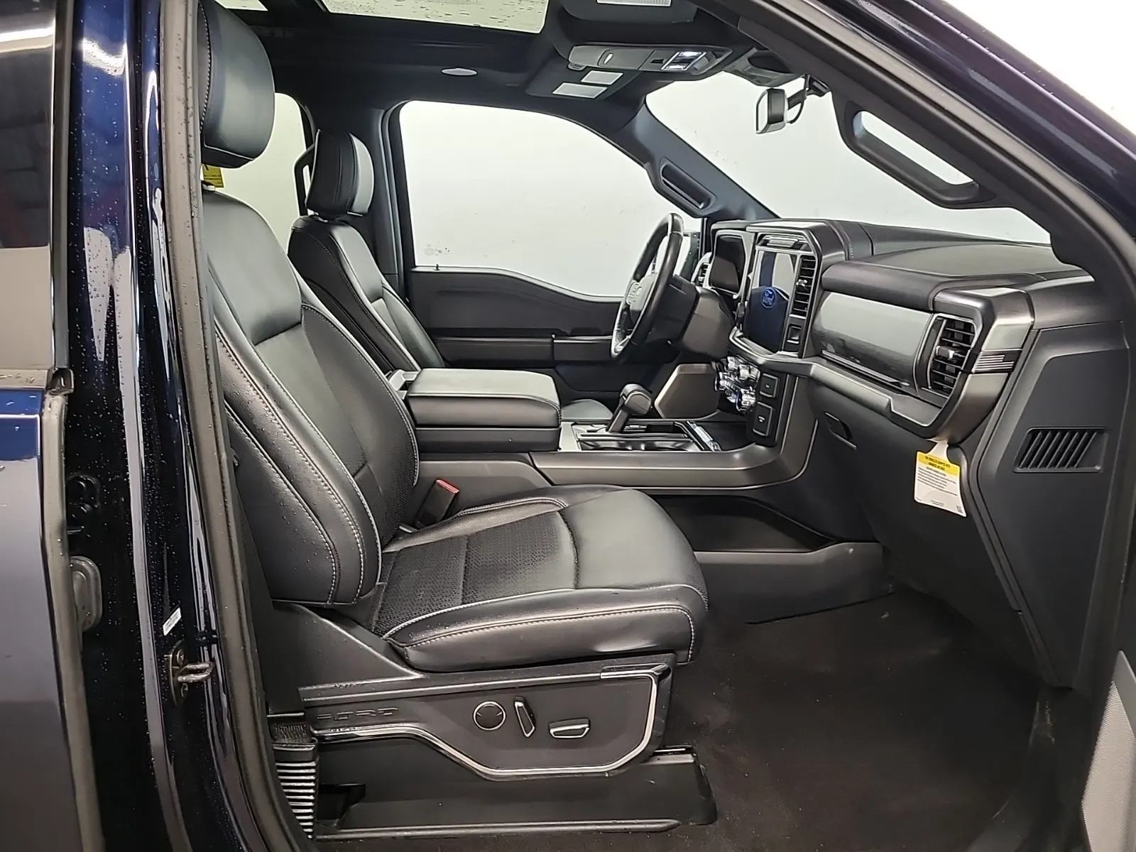 Right Side Interior Photo