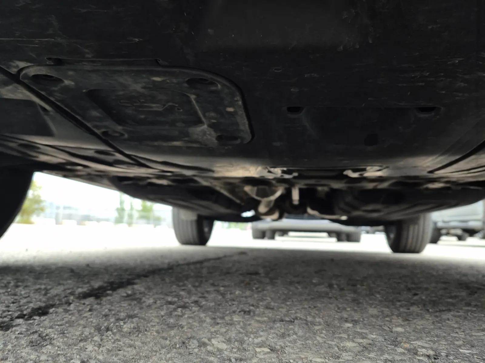 Undercarriage - Front Photo