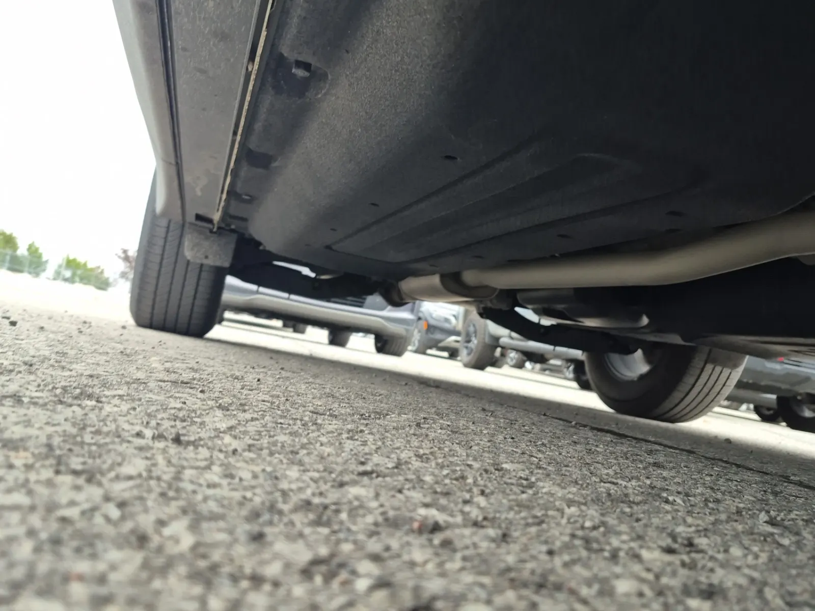 Undercarriage - Passenger Photo