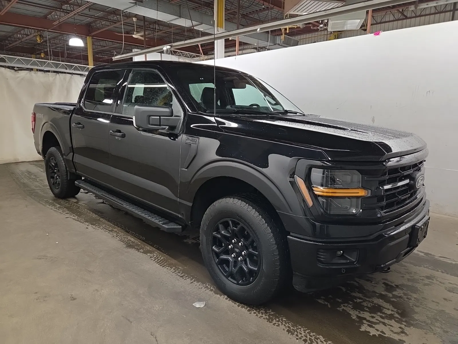 Passenger Front 3/4 Photo