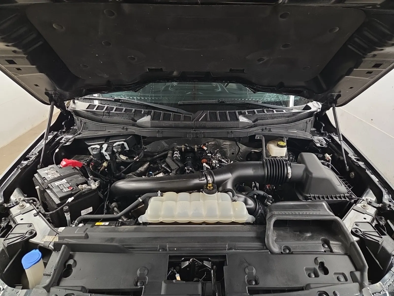 Engine Photo