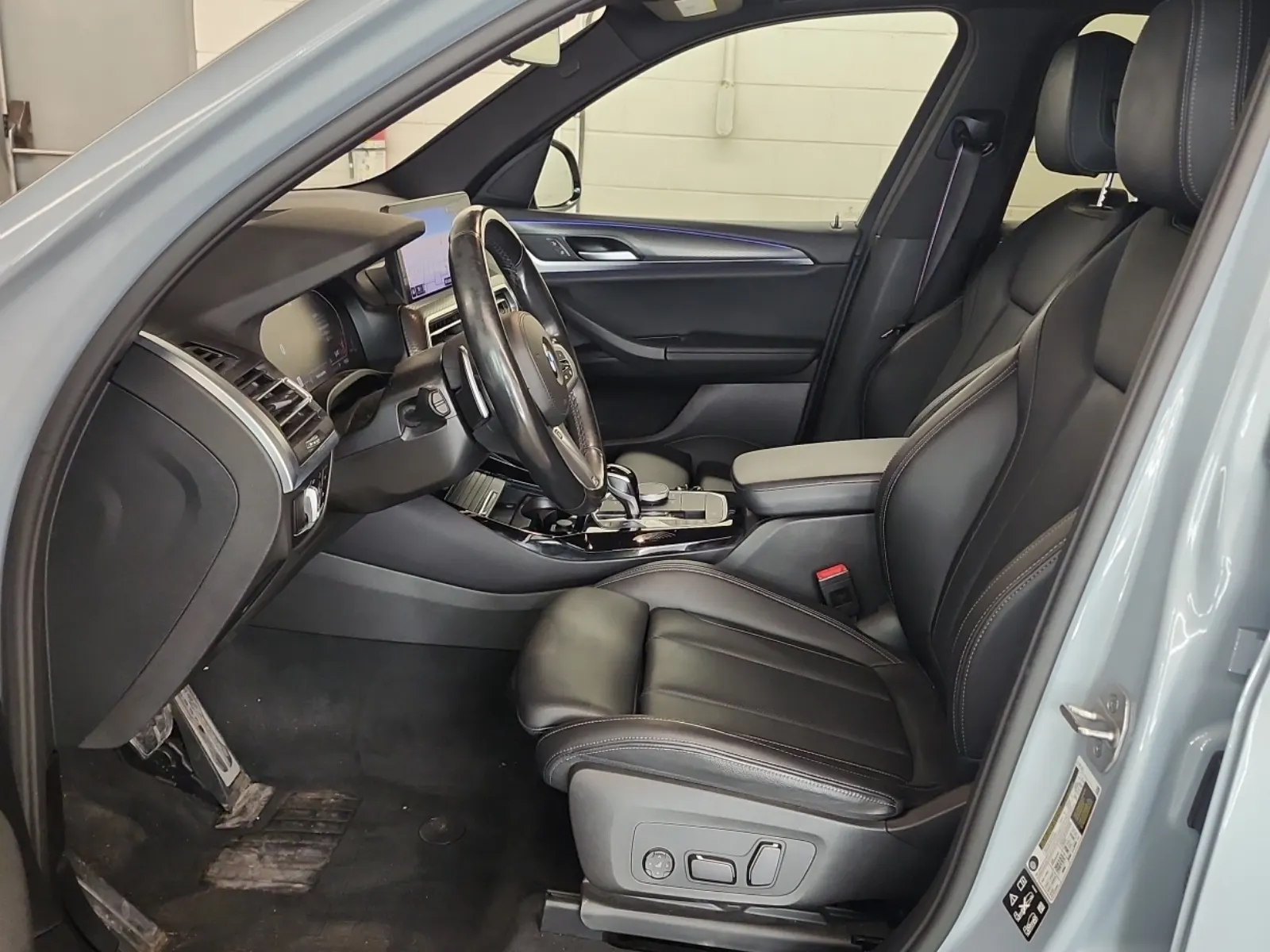 Front Interior Photo