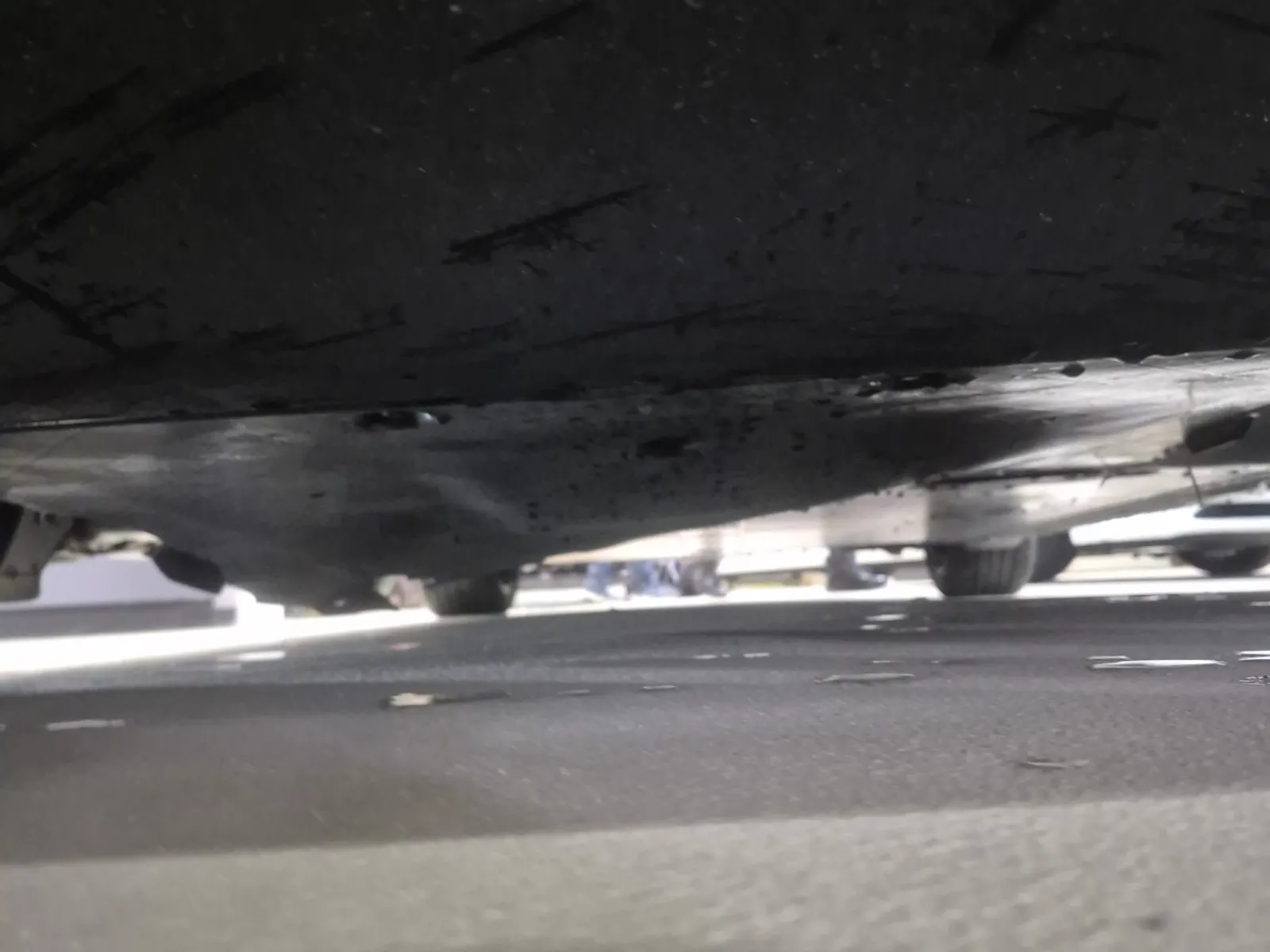Undercarriage - Front Photo