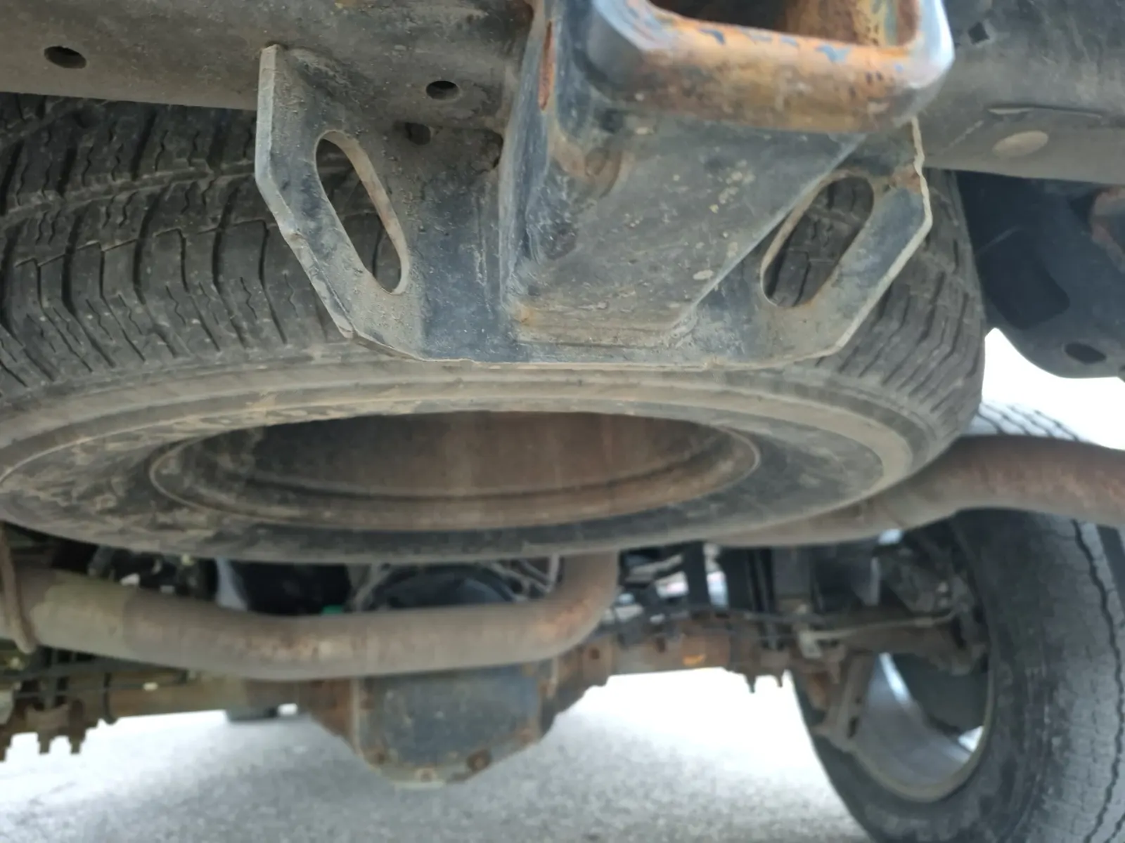 Spare Tire & Wheel Photo