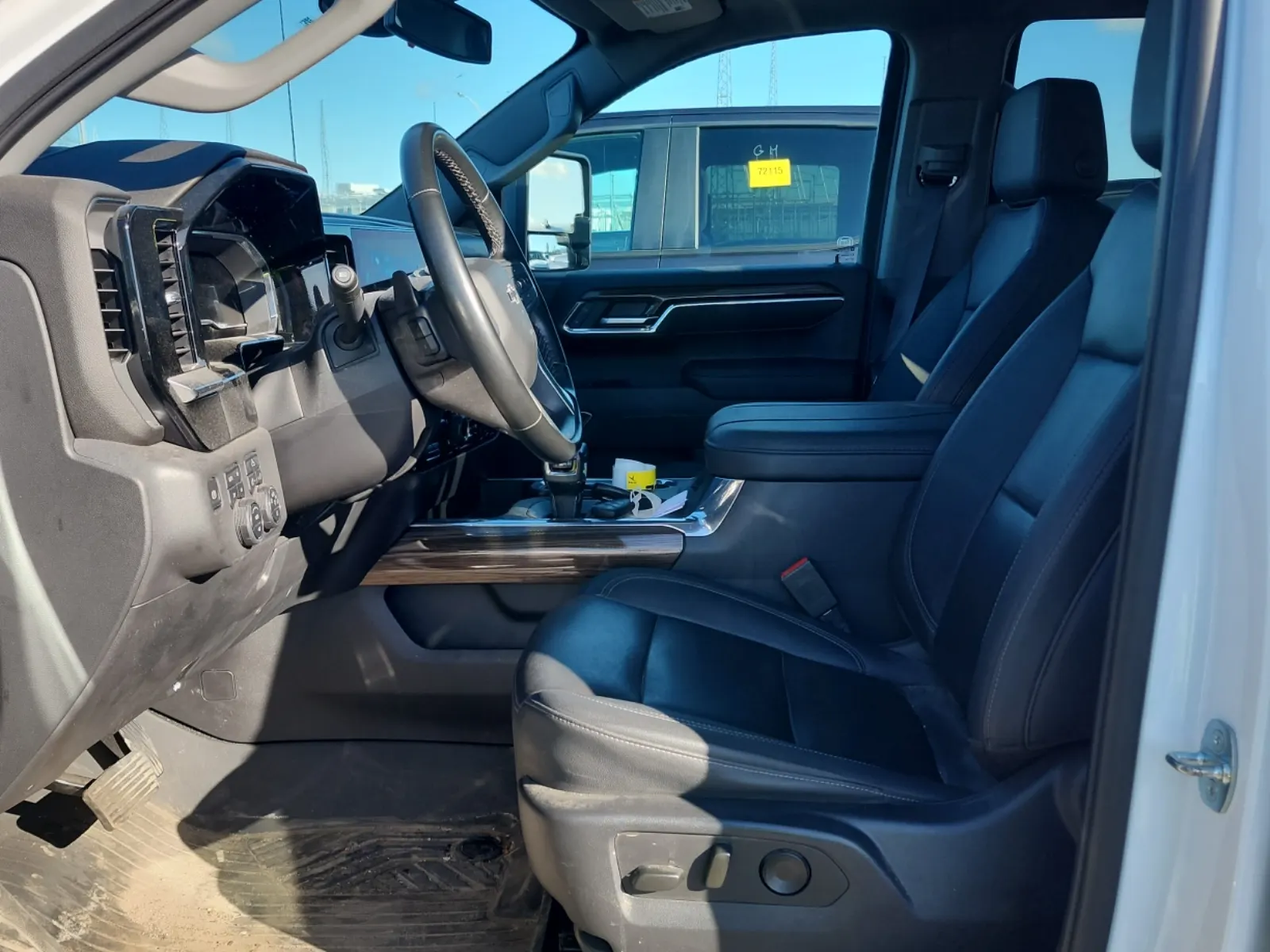 Front Interior Photo