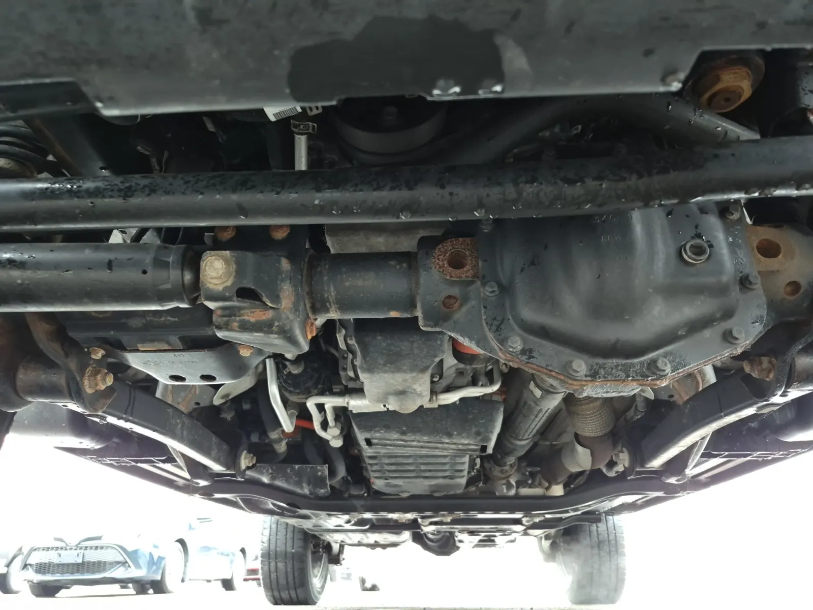 Undercarriage - Front Photo