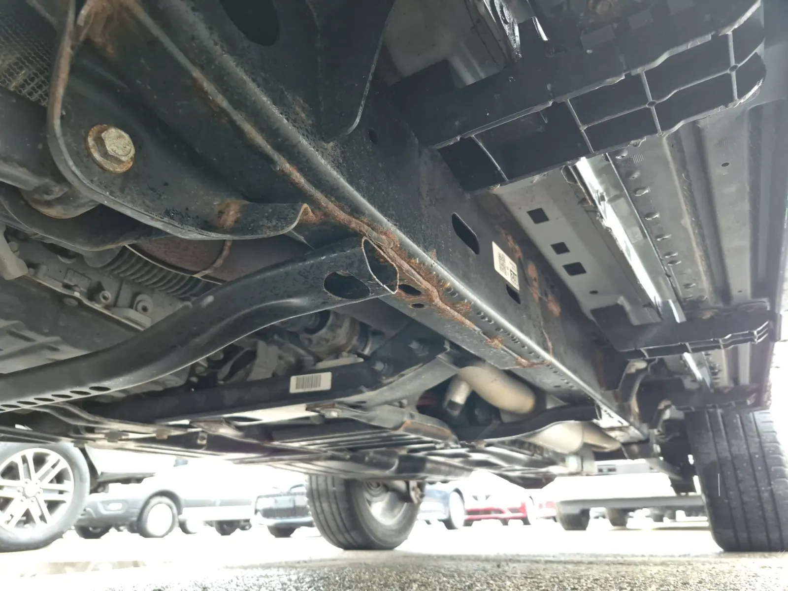 Undercarriage - Driver Photo