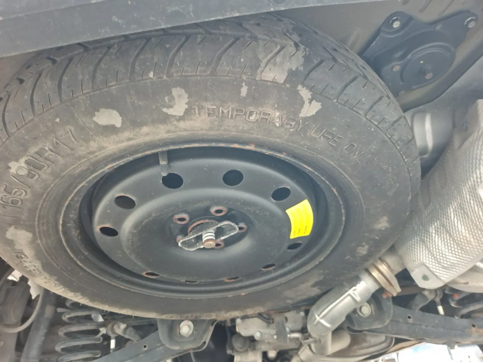 Spare Tire & Wheel Photo