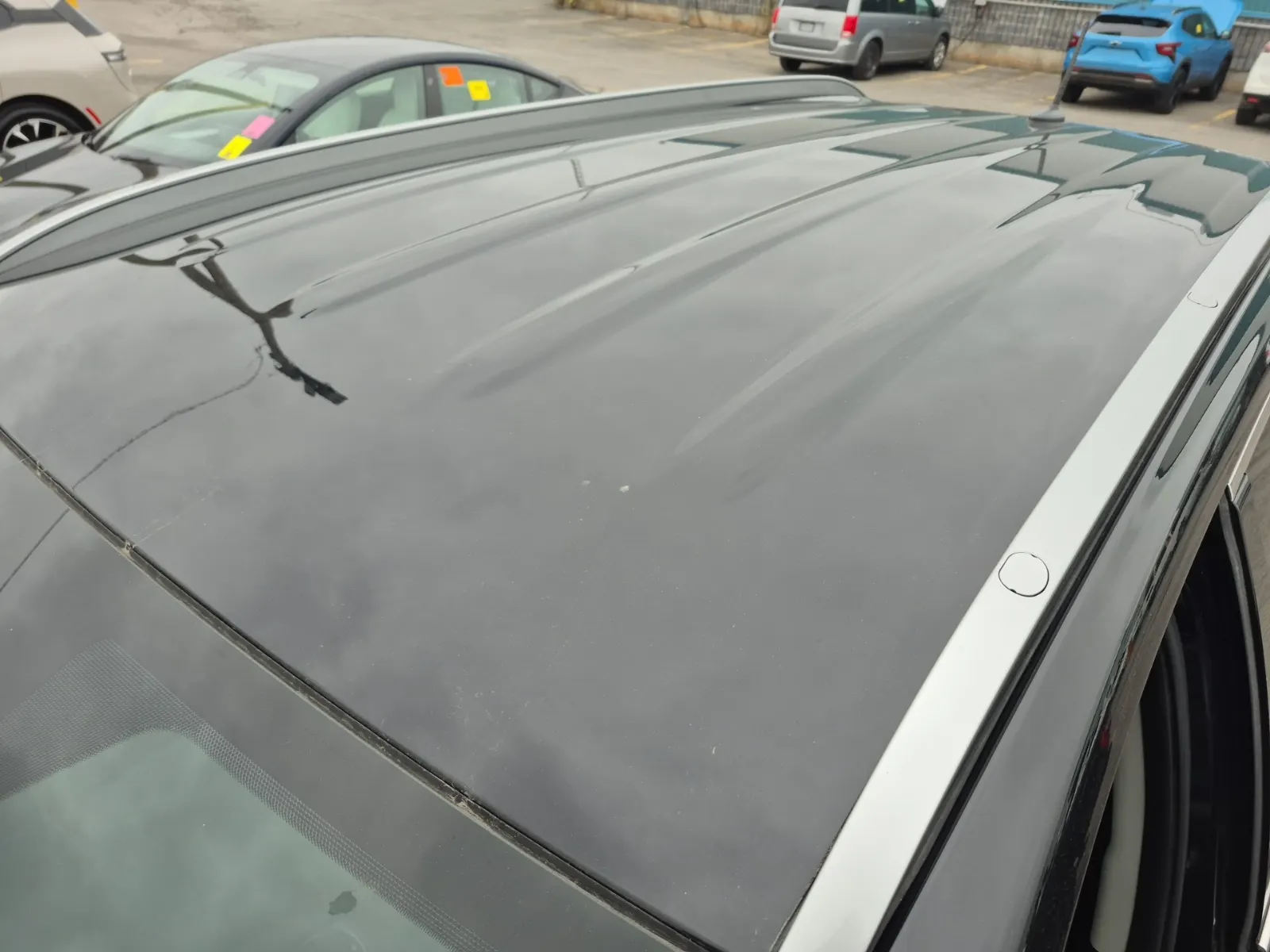 Exterior Roof Photo