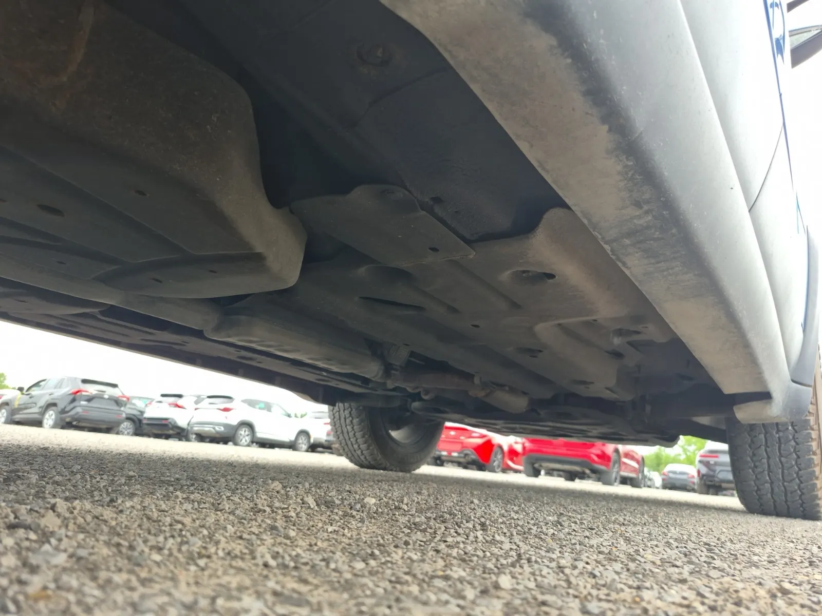 Undercarriage - Passenger Photo
