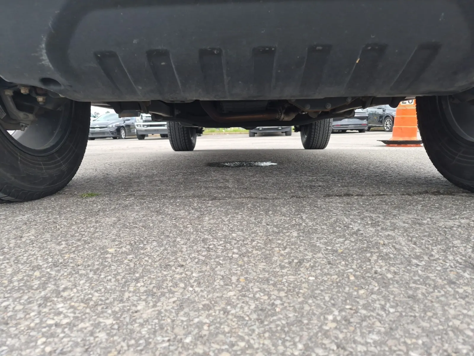 Undercarriage - Front Photo