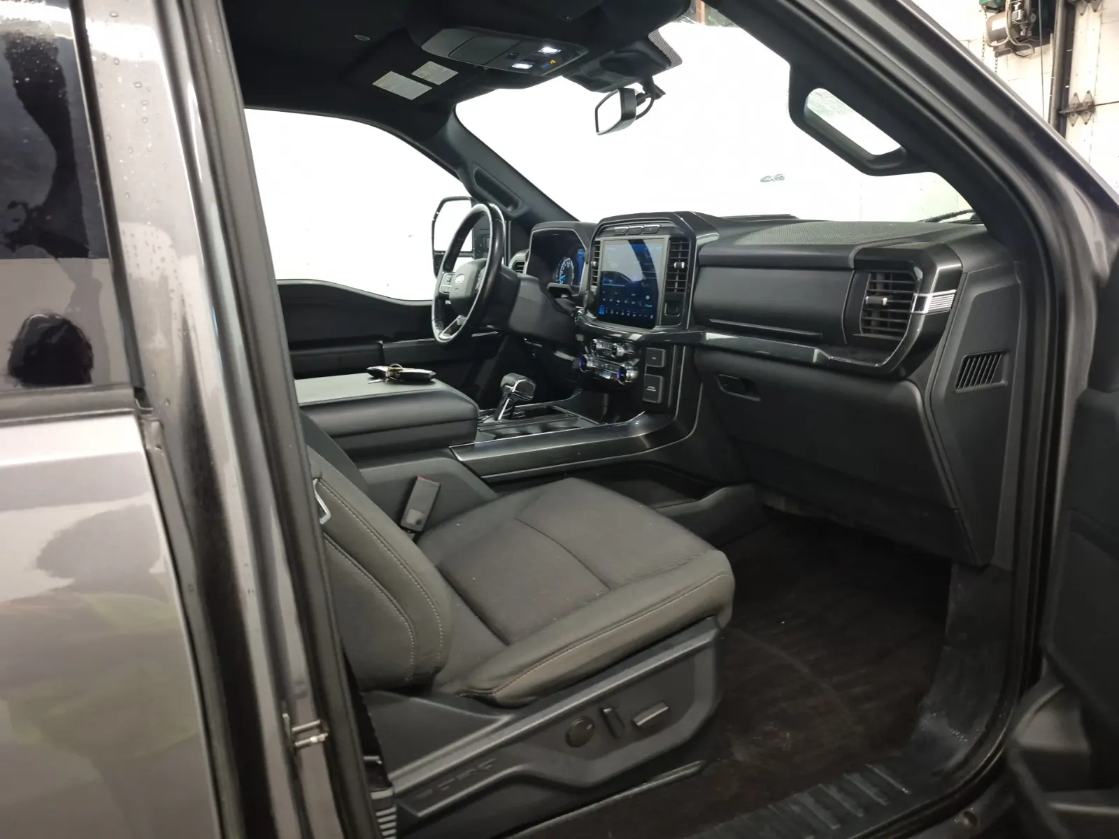 Right Side Interior Photo