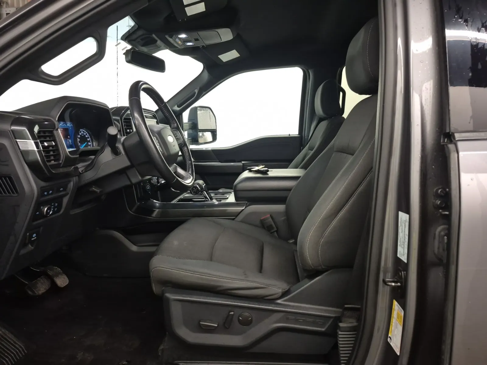 Front Interior Photo