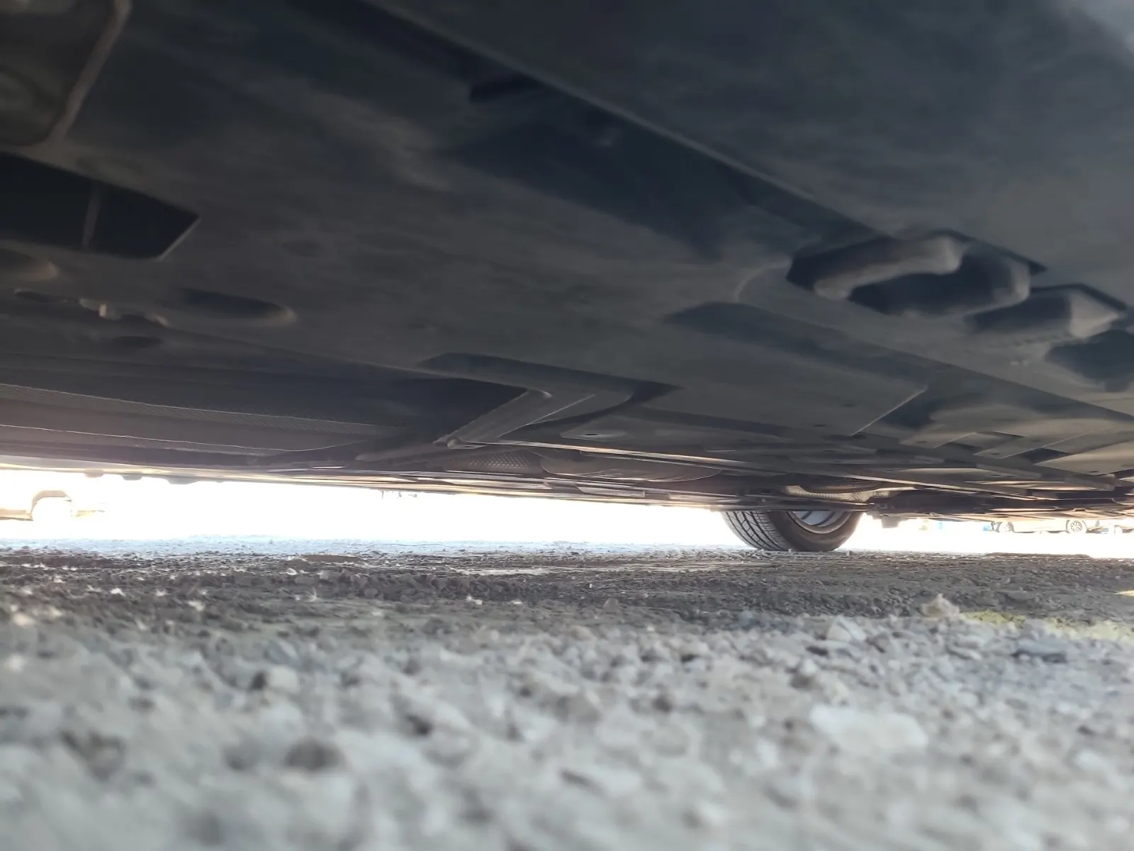 Undercarriage - Passenger Photo