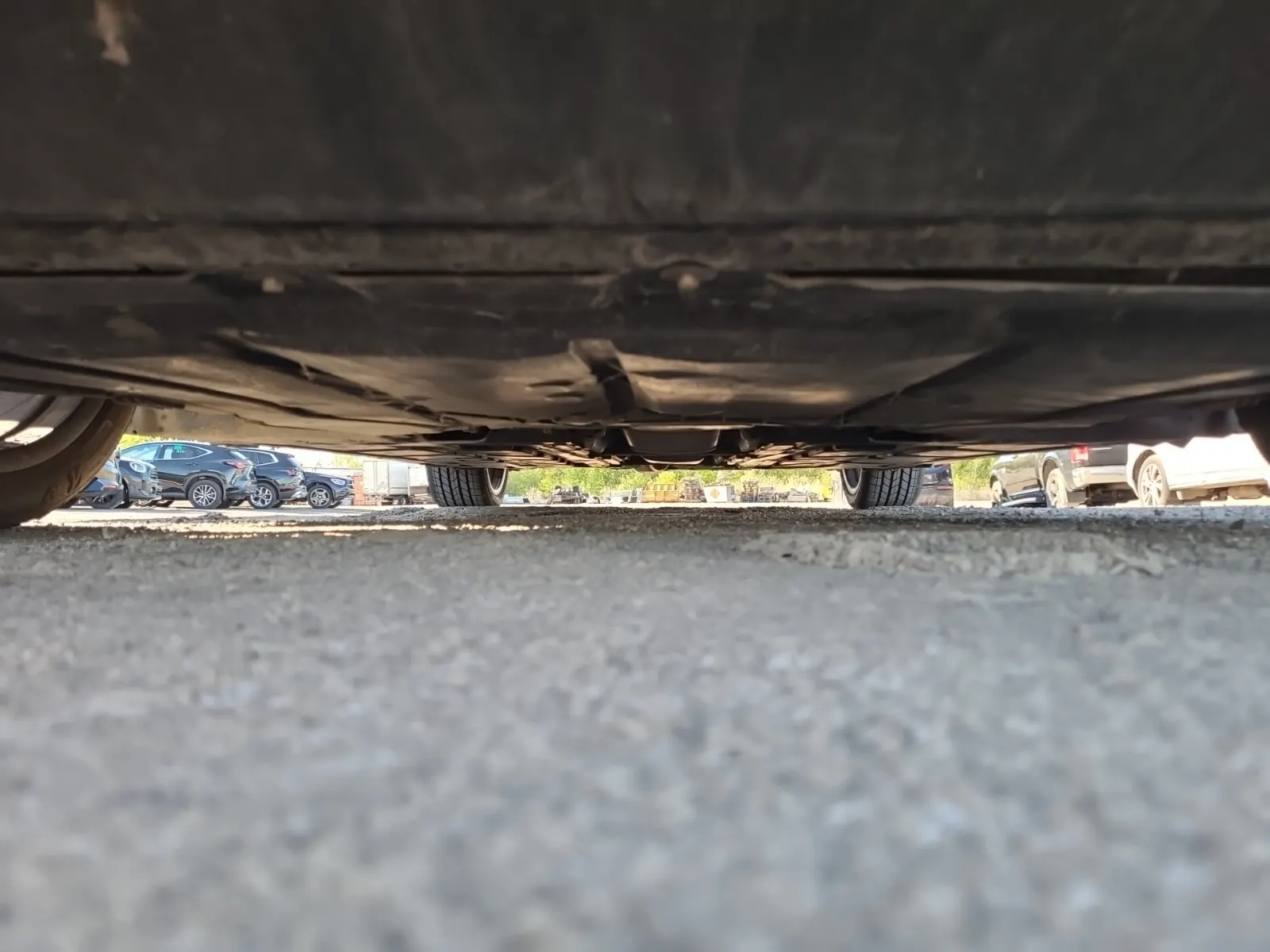 Undercarriage - Front Photo