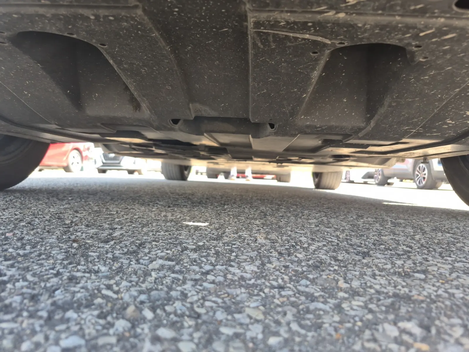 Undercarriage - Front Photo