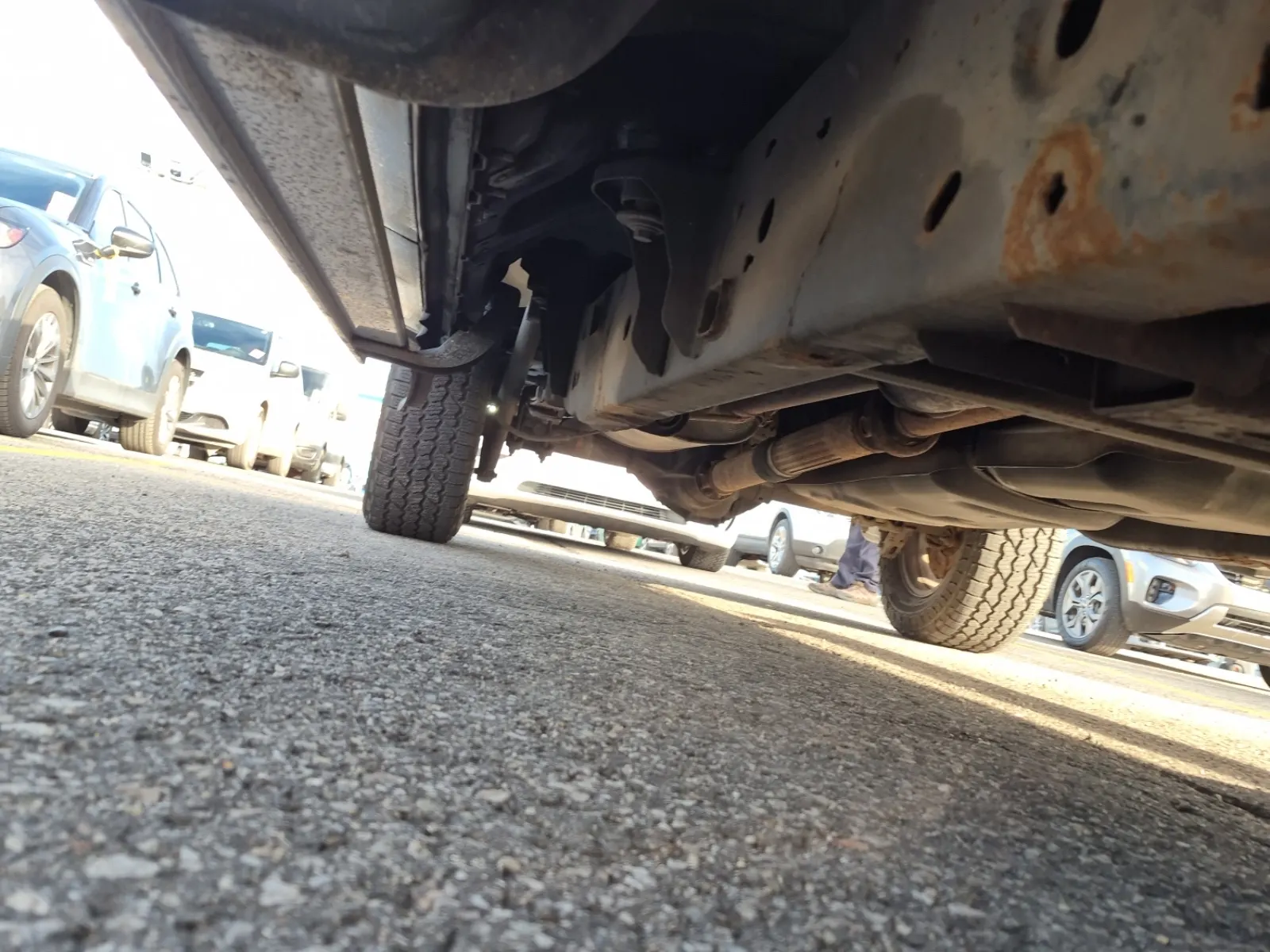 Undercarriage - Passenger Photo