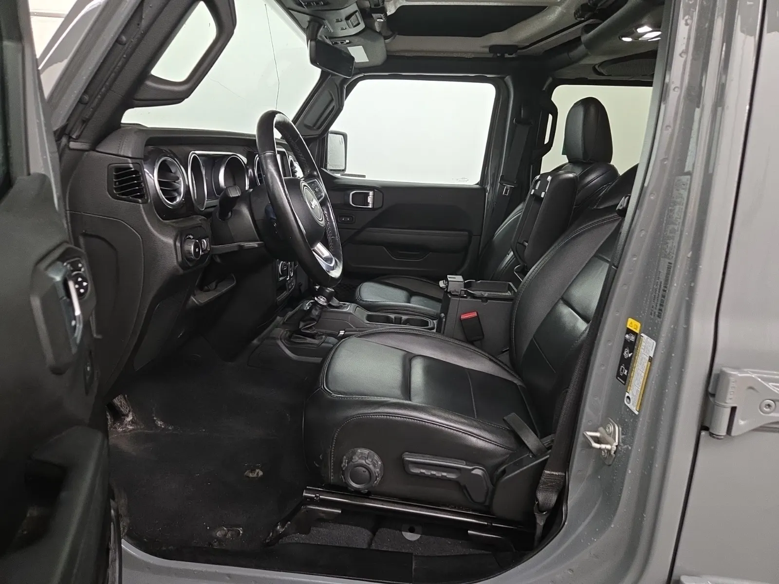 Front Interior Photo