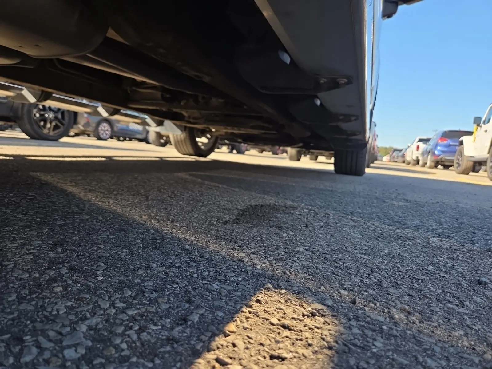 Undercarriage - Passenger Photo