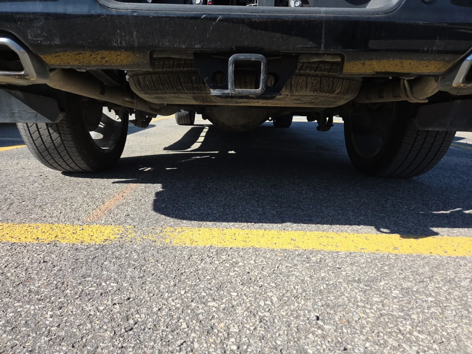 Undercarriage - Rear Photo