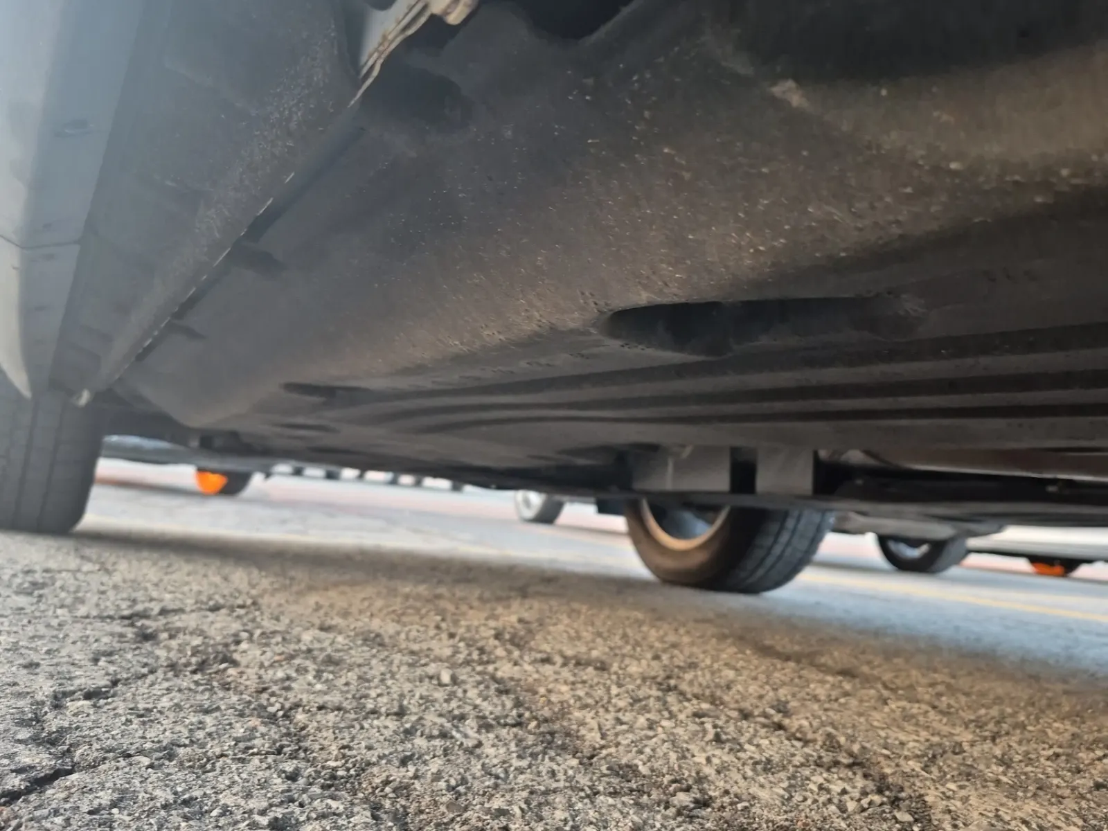 Undercarriage - Driver Photo