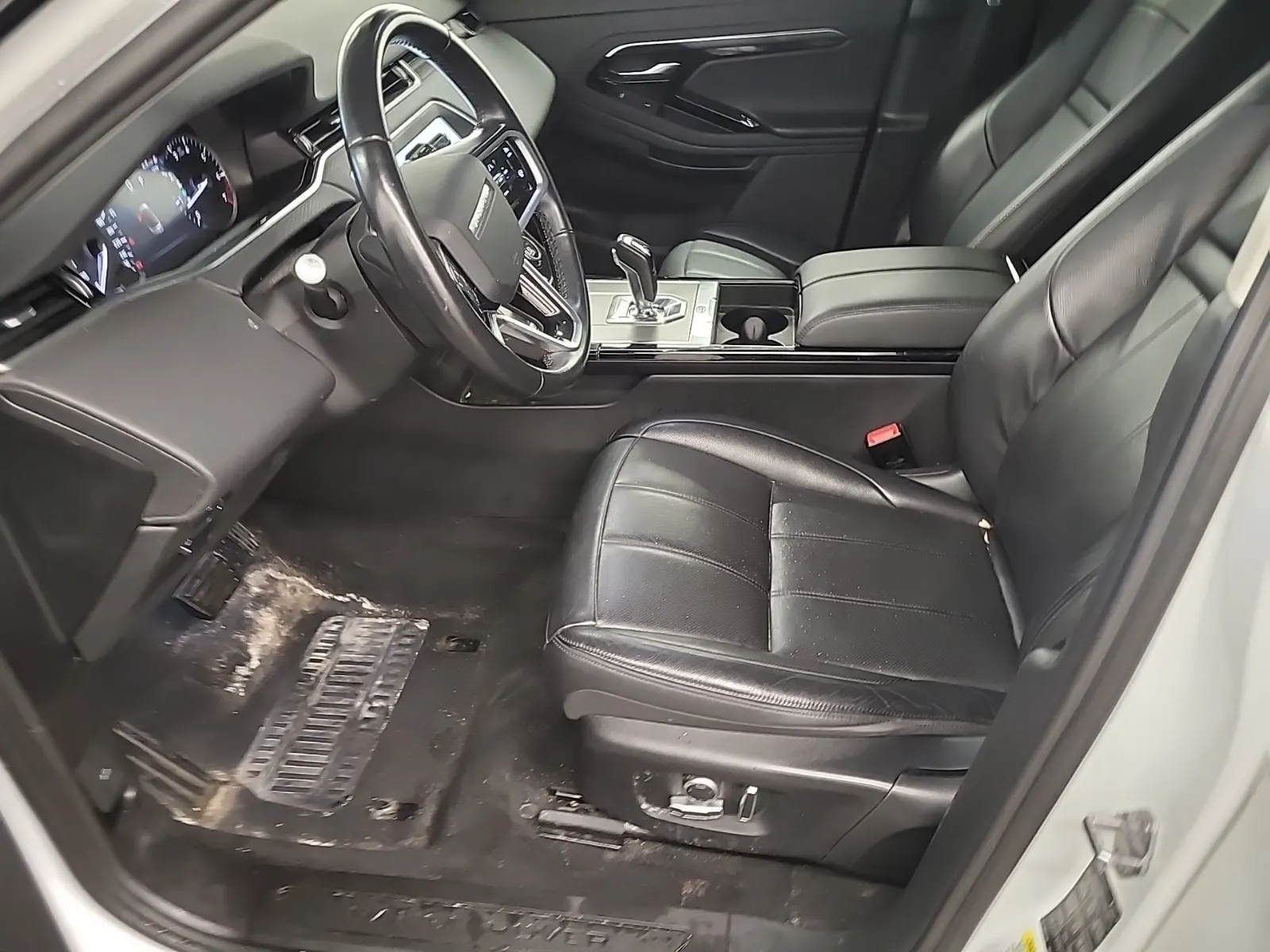 Front Interior Photo