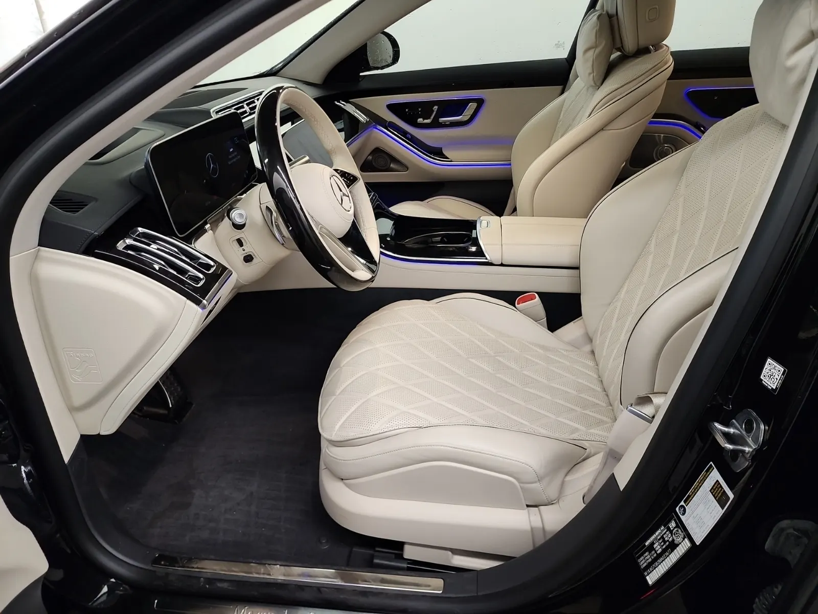 Front Interior Photo
