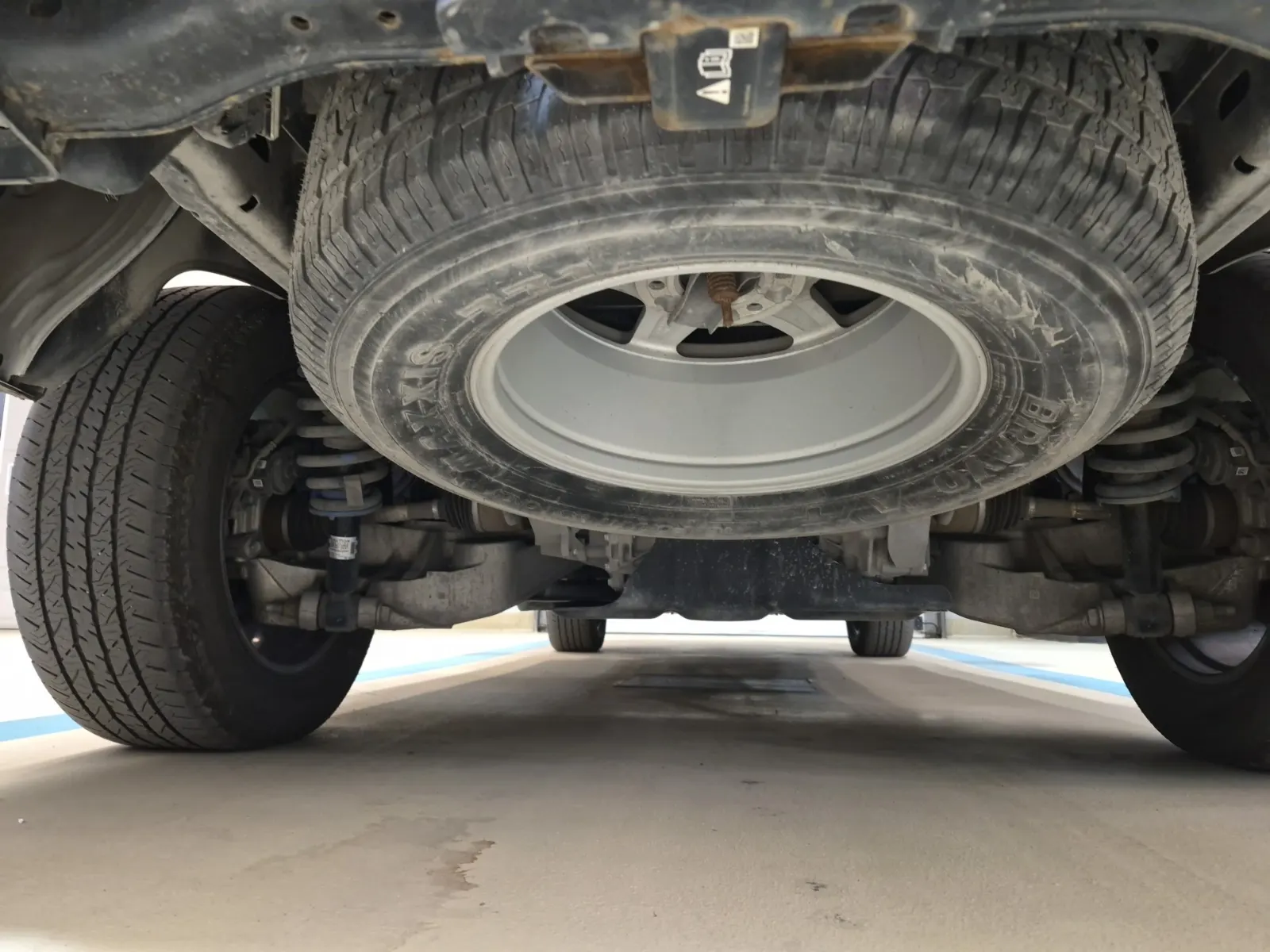 Spare Tire & Wheel Photo