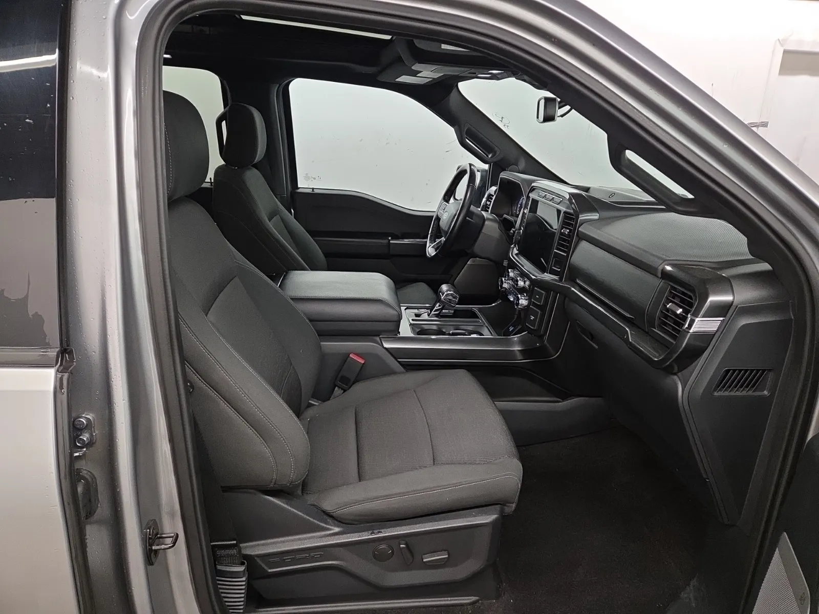 Right Side Interior Photo