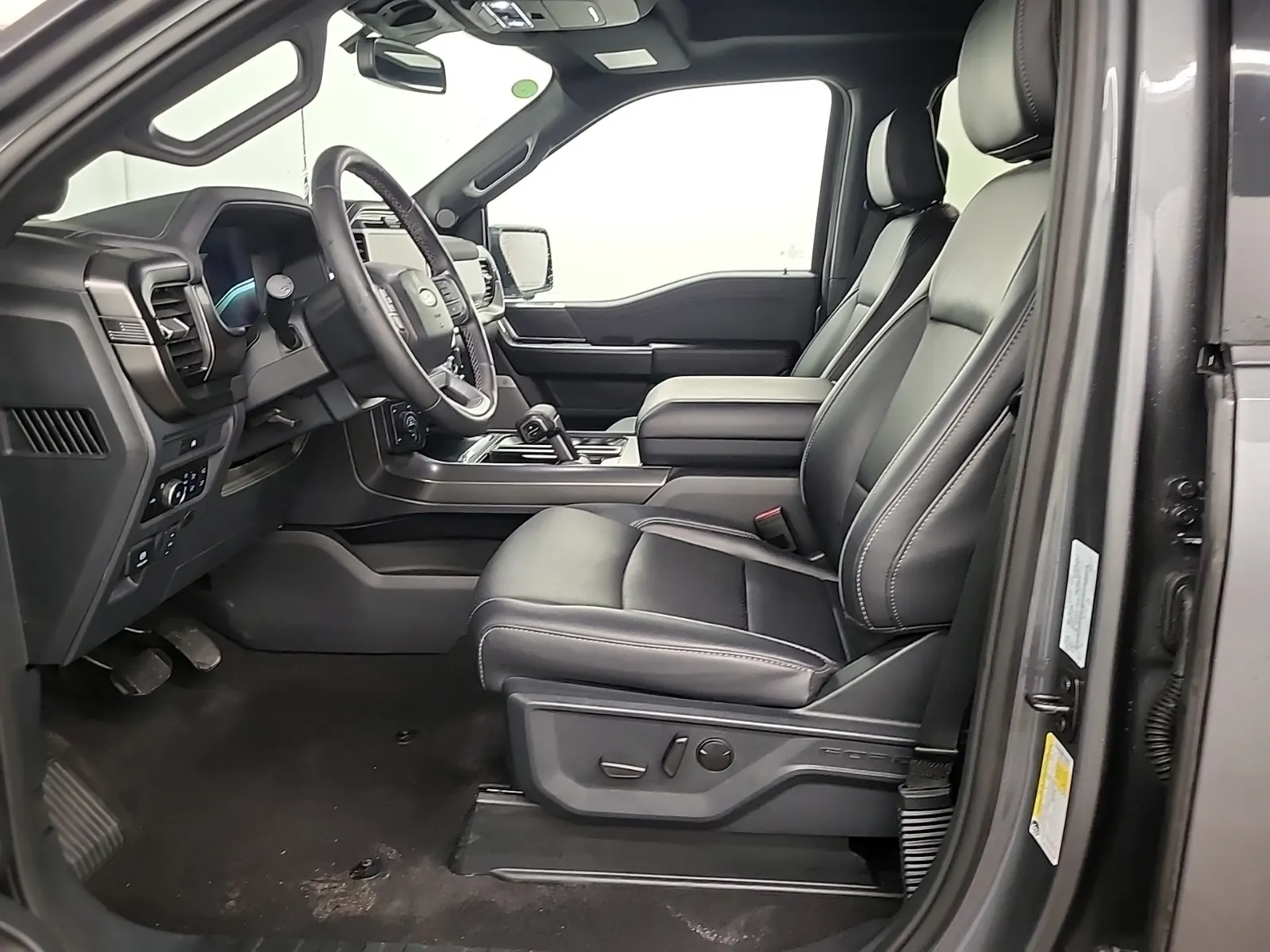 Front Interior Photo
