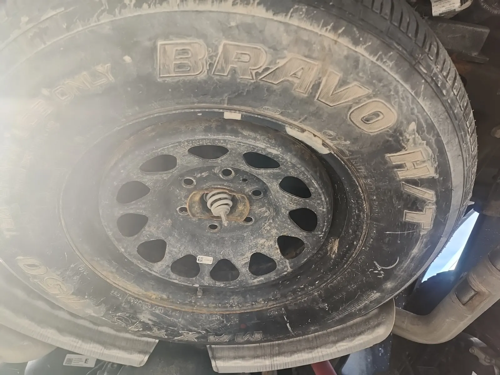 Spare Tire & Wheel Photo