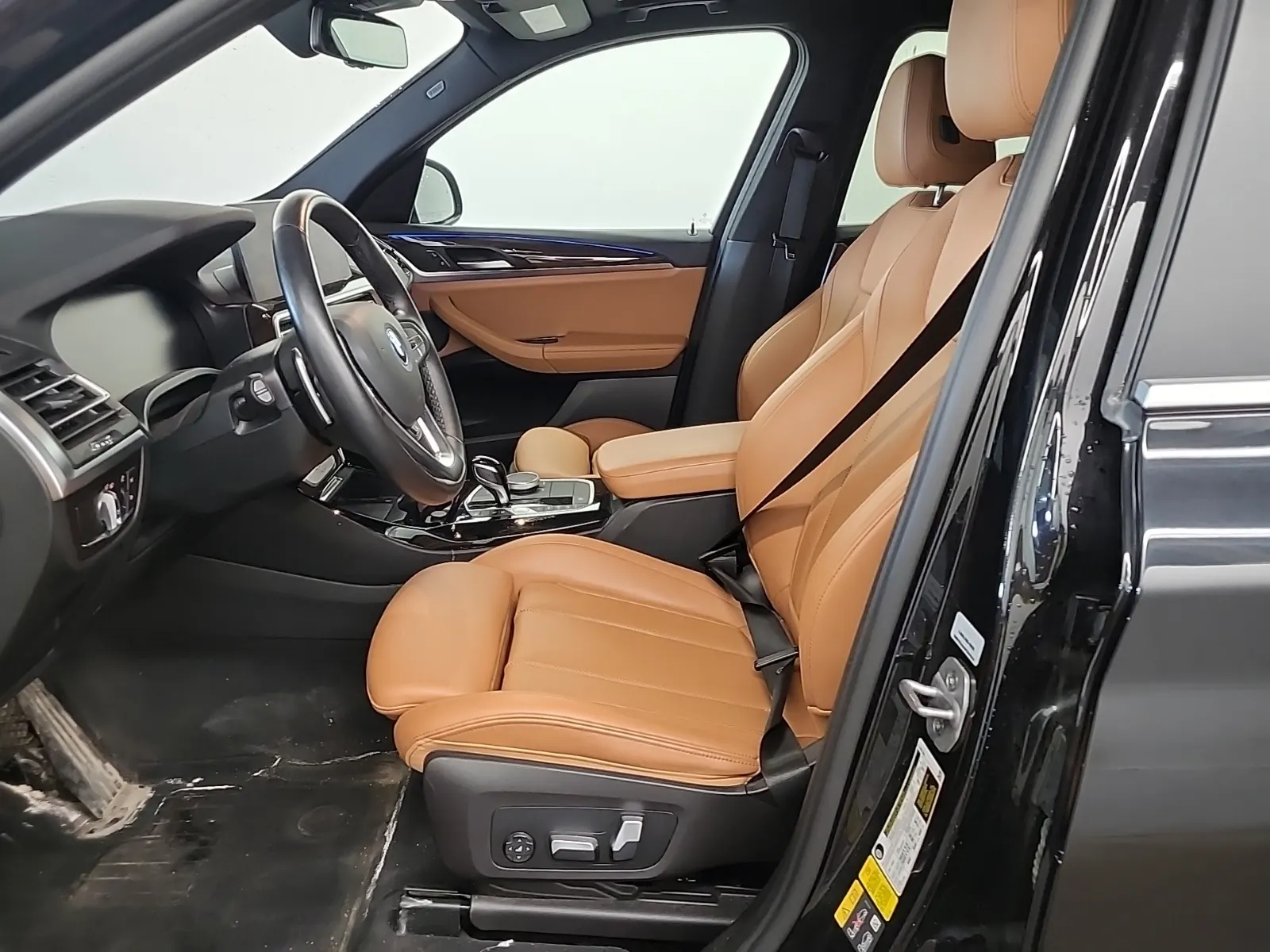 Front Interior Photo