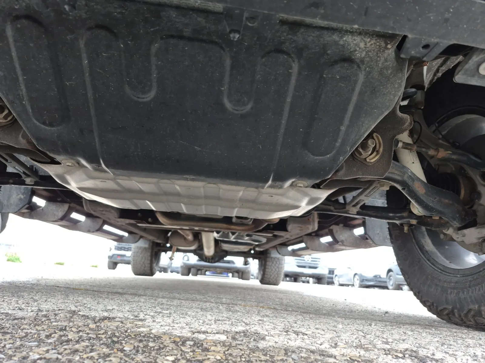 Undercarriage - Front Photo